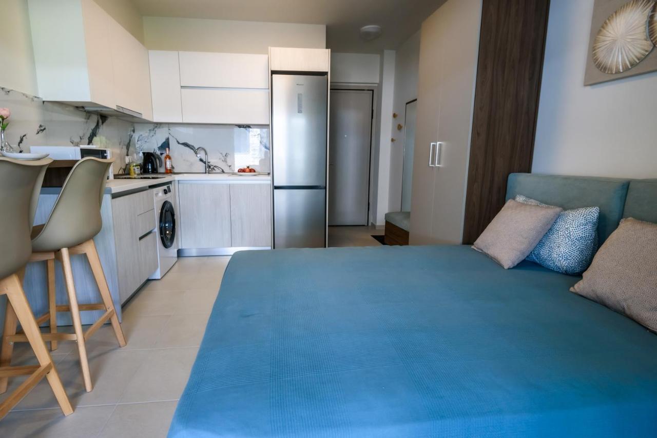 Itaka Studio Apartments - Halkidiki Suites Com Nikiti  Exterior foto